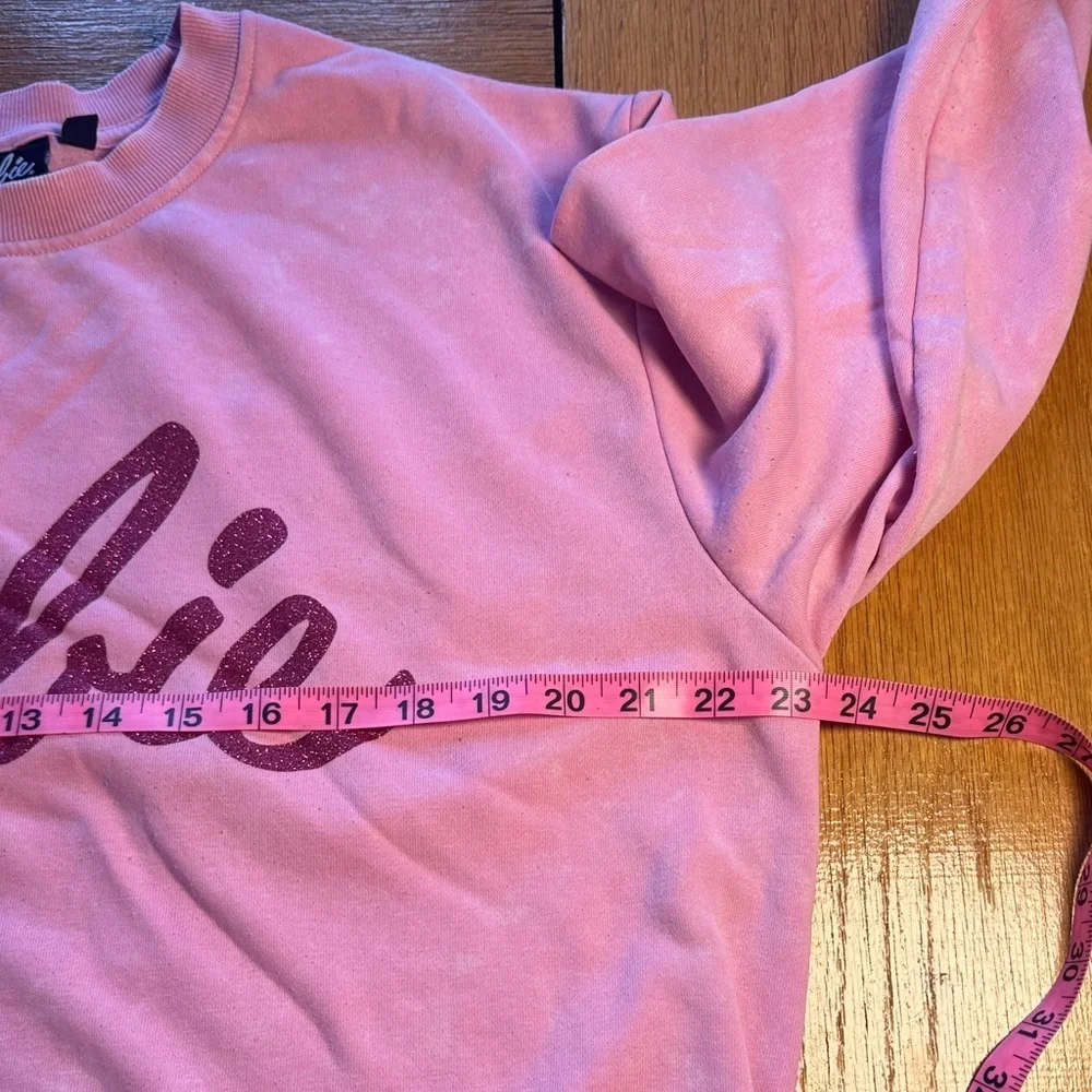 Barbie Light Pink Crewneck with Glitter Logo good used condition size L - Picture 2 of 4